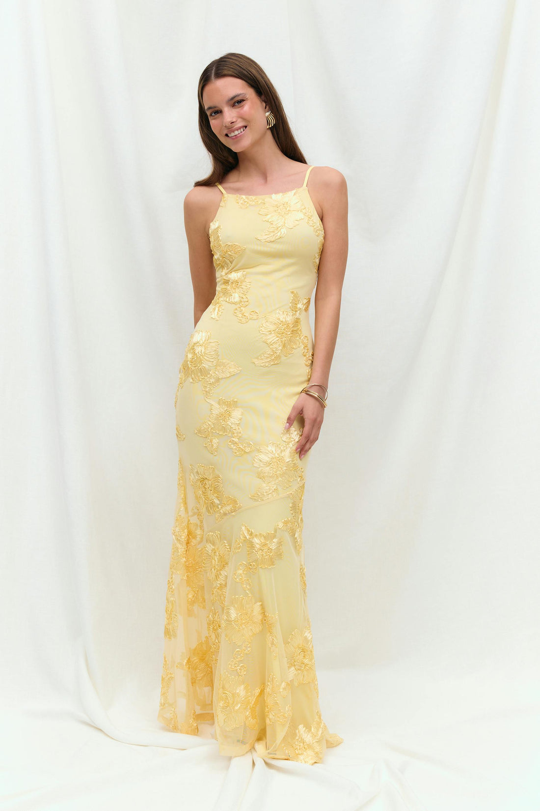 Embroidery dress - CuroStep