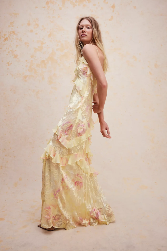 Floral Ruffle Maxi Dress - CuroStep