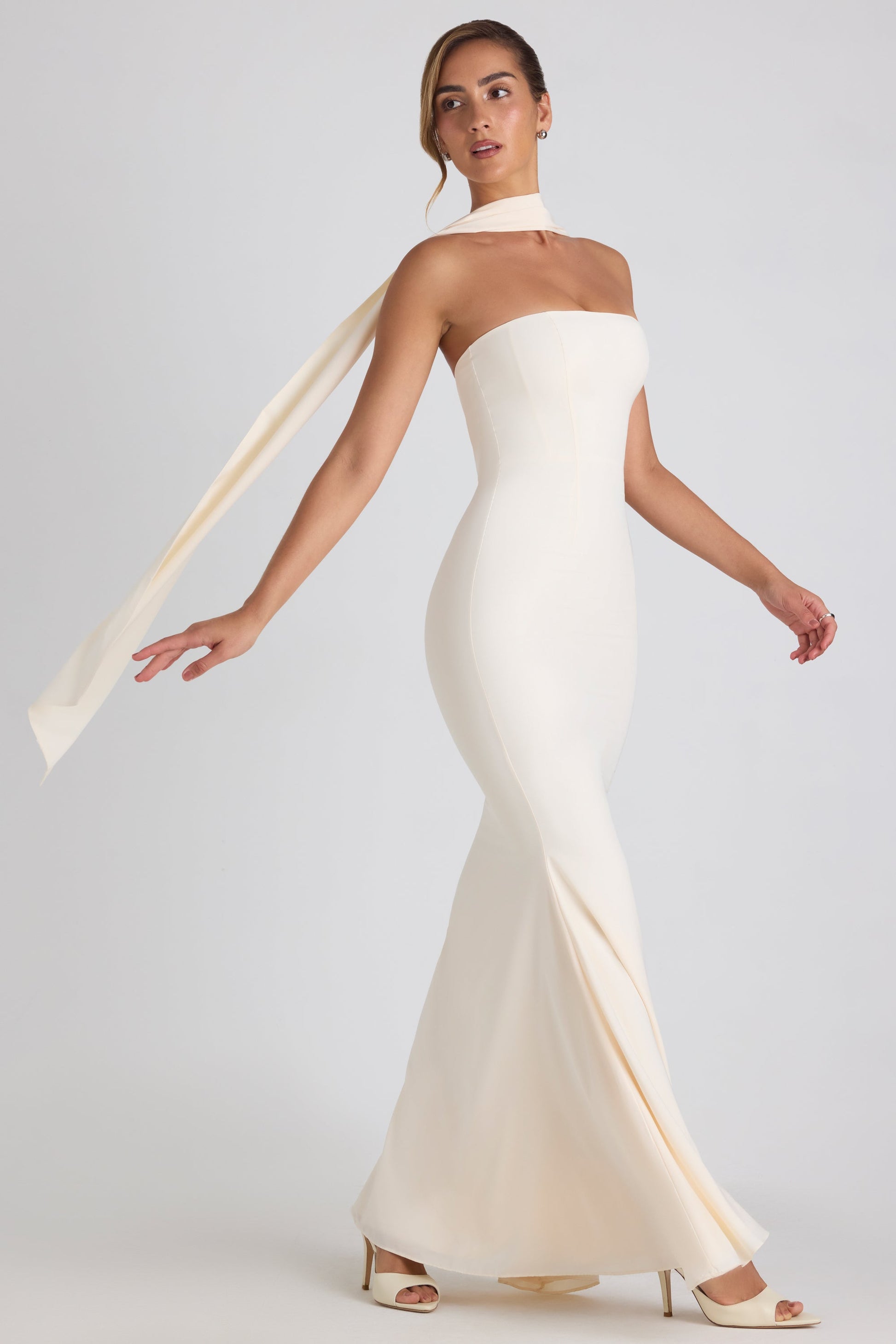 ZURI - Maxi Dress - CuroStep