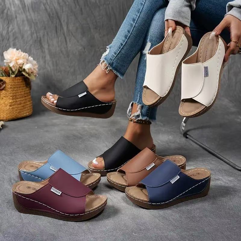 ByNovella | Orthopaedic Non Slip Sandals - CuroStep