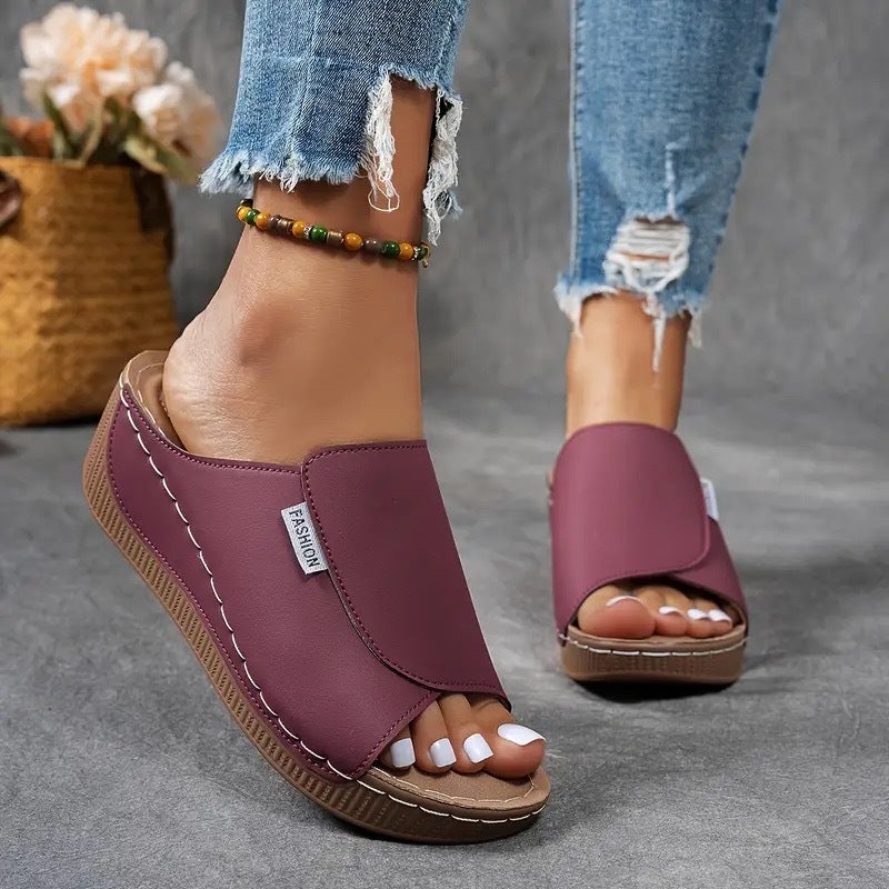 ByNovella | Orthopaedic Non Slip Sandals - CuroStep