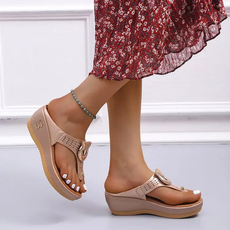Summer Sandals Women 2024 Big Size Platform Wedges Sandals Slippers Non-Slip Open Toe Flip Flops Ladies Comfortable Beach Shoes - CuroStep